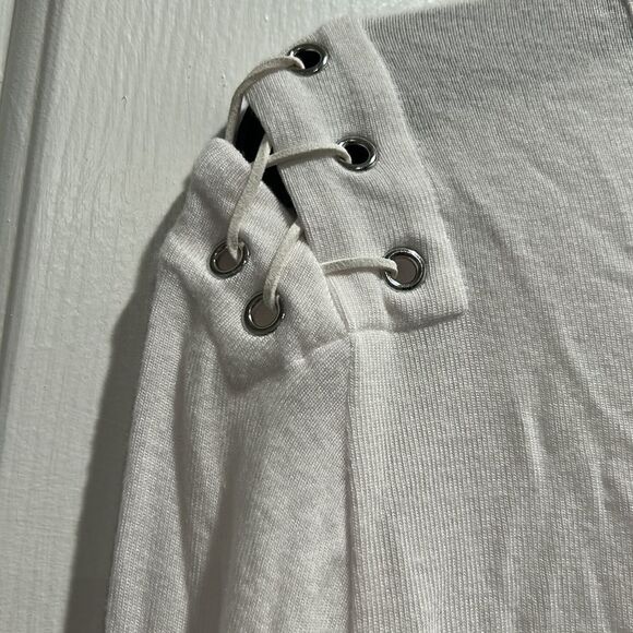 Price Drop!!! Generation Love White Lace Up Top, Size Medium - Picture 4 of 7
